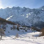 In Fee Near Slopes Lejlighed *