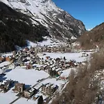 In Fee Near Slopes