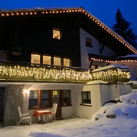 Apartment In Fee Near Slopes