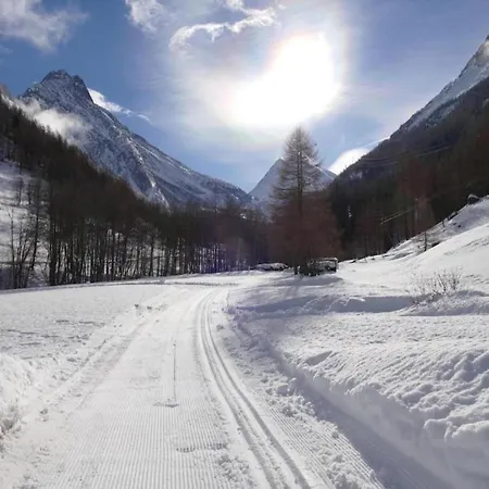In Fee Near Slopes Διαμέρισμα Saas-Grund