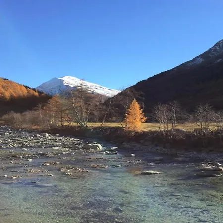 In Fee Near Slopes