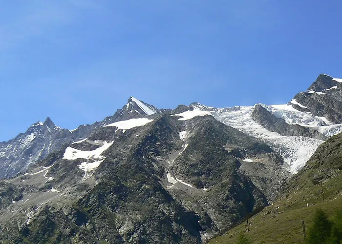 Apartment In Fee Near Slopes Saas-Grund
